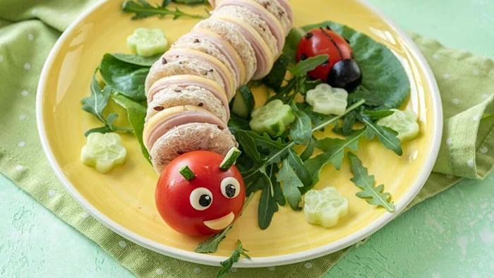 hungry-caterpillar-sandwiches