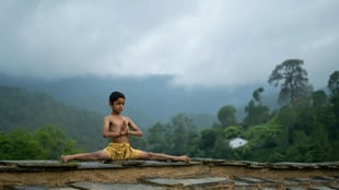 Yoga Asanas To Teach Your Child How To Manage Anxiety